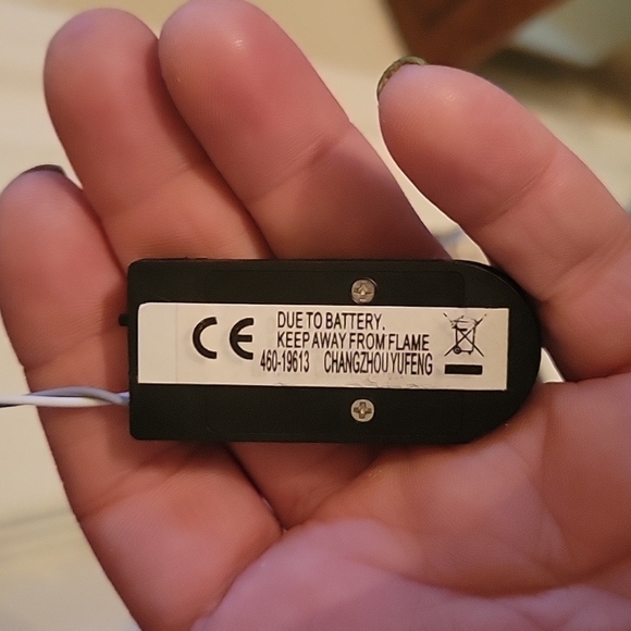 Light up Holiday Sweater - Picture 9 of 12